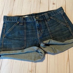 Super cute denim shorts by The Gap